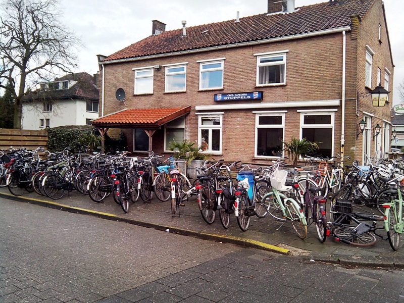 Stationsplein harderwijk thv Stoppels Fietsparkeren